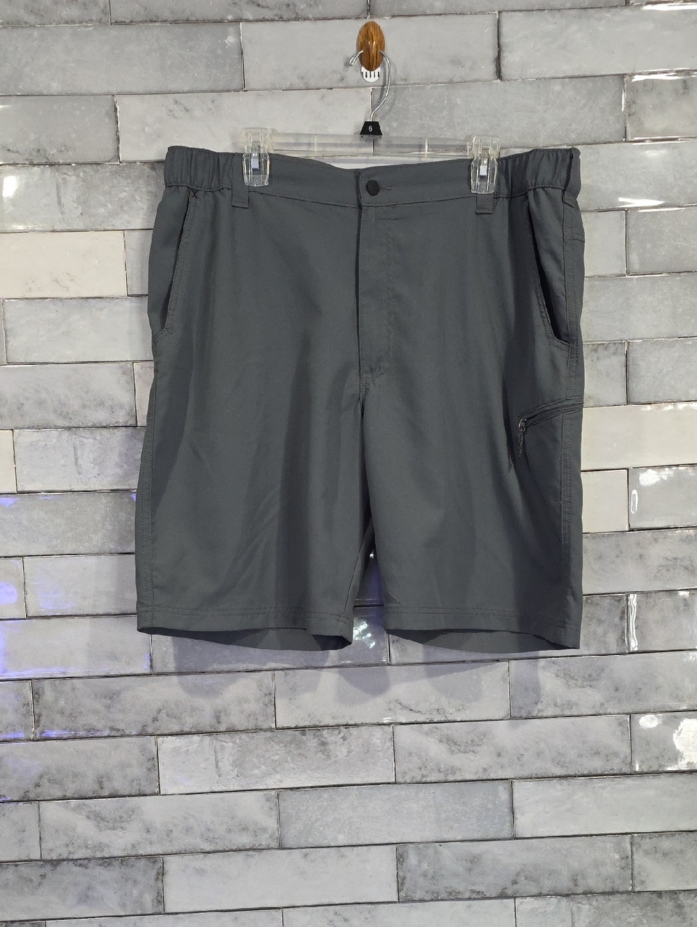 Wrangler Men's Gray Hybrid Utility Shorts Size 38